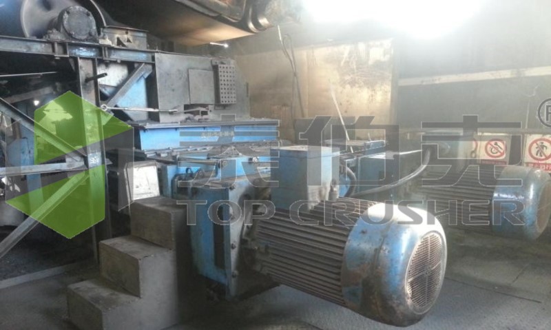 20210702163778.jpg 對輥破碎機.jpg